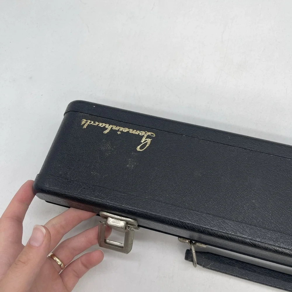 Gemeinhardt 2SP Flute with Hard Case Used Preowned Good Condition Working